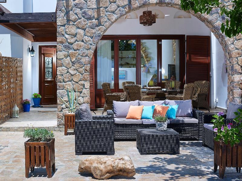 Haraki Villas Charaki Exterior foto