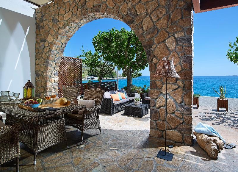 Haraki Villas Charaki Exterior foto